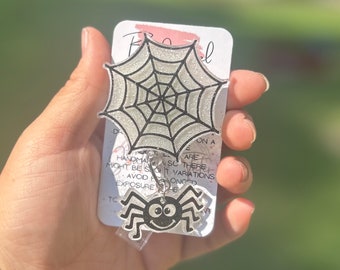 Spider web glow-in-the-dark badge reel, ID holder, nurse gift, Personalized badge holder
