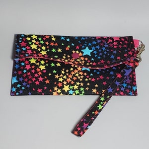 Monedero de pulsera estrellado colorido, cartera snap con correa para la muñeca, cartera de embrague de tela de estrellas multicolores