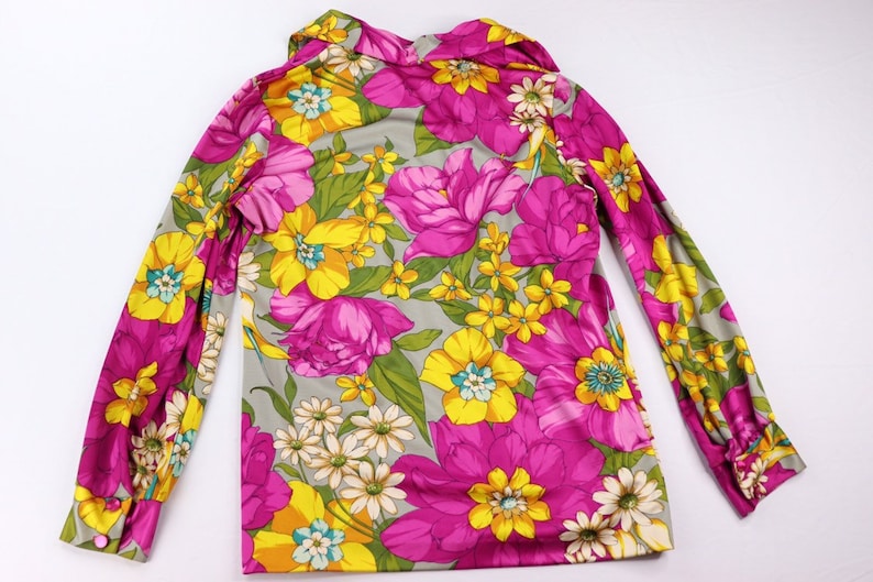 Funky floral 1970s shirt