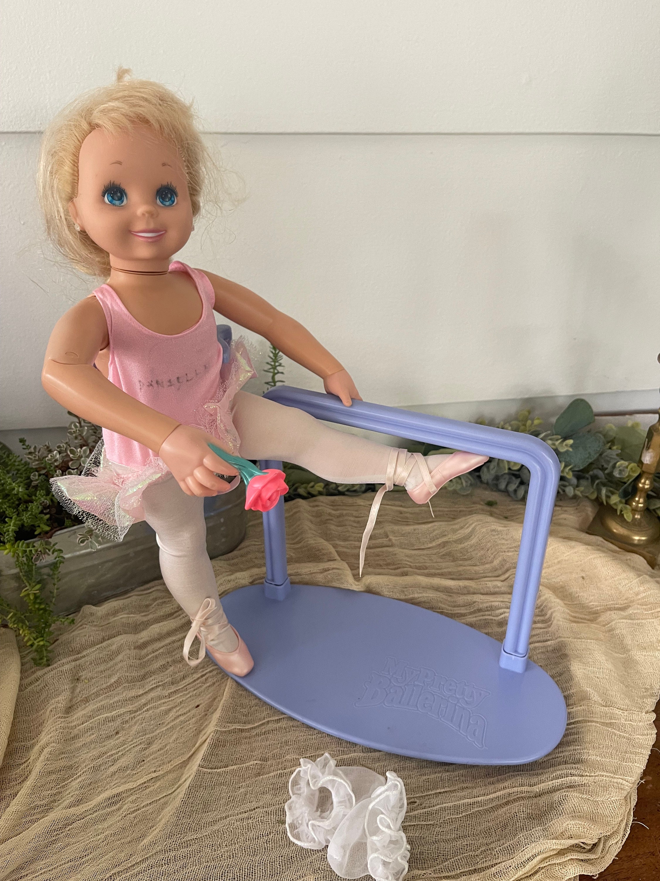 1989 Tyco My Pretty Ballerina Barre Pointe Jointed Doll