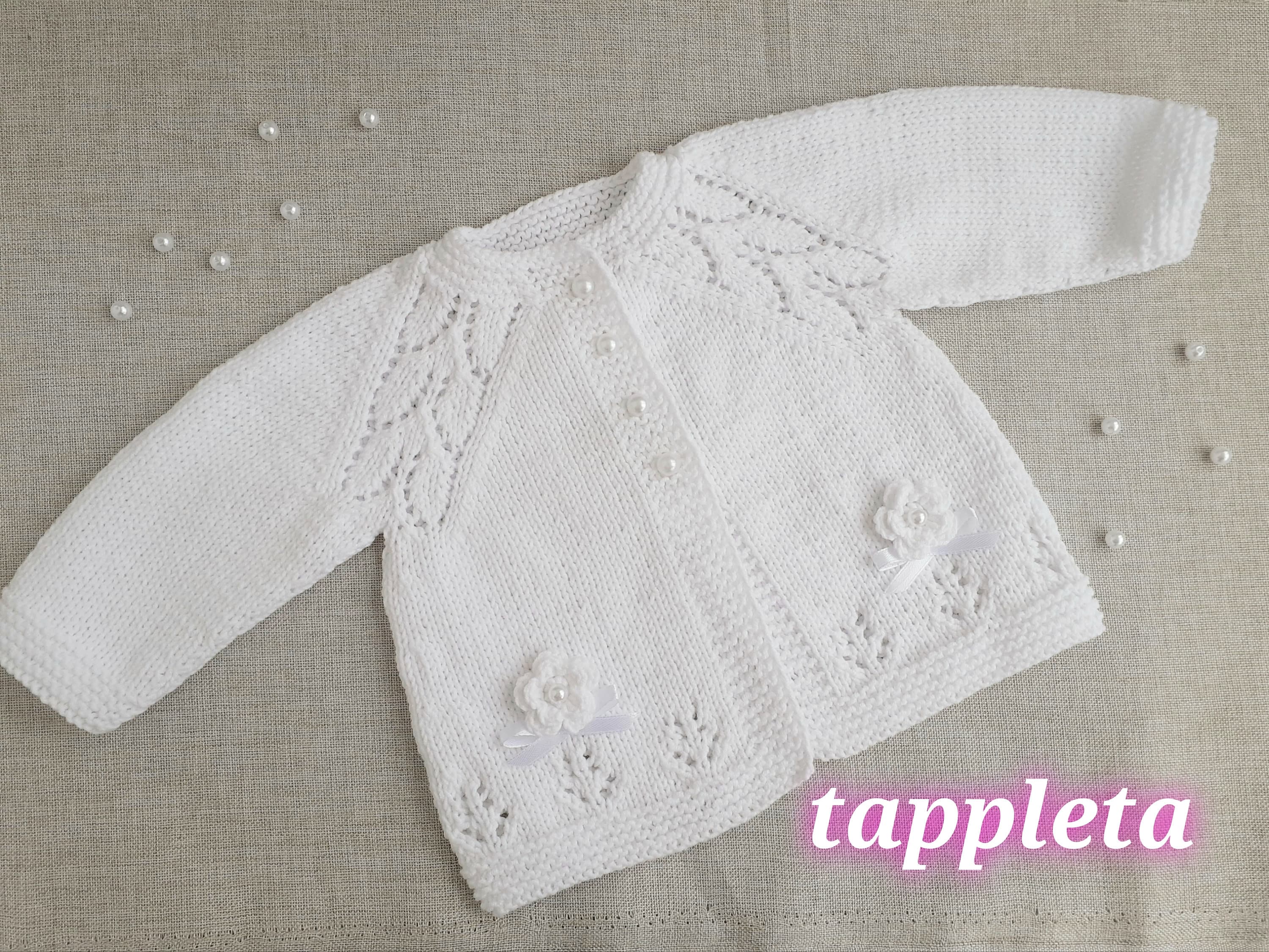 Cardigan marfil nina sueter de bautismo tejido a mano para ninas cardigan de bautizo blanco sueter de bebe blanco flores de cardigan rosa Etsy Espana