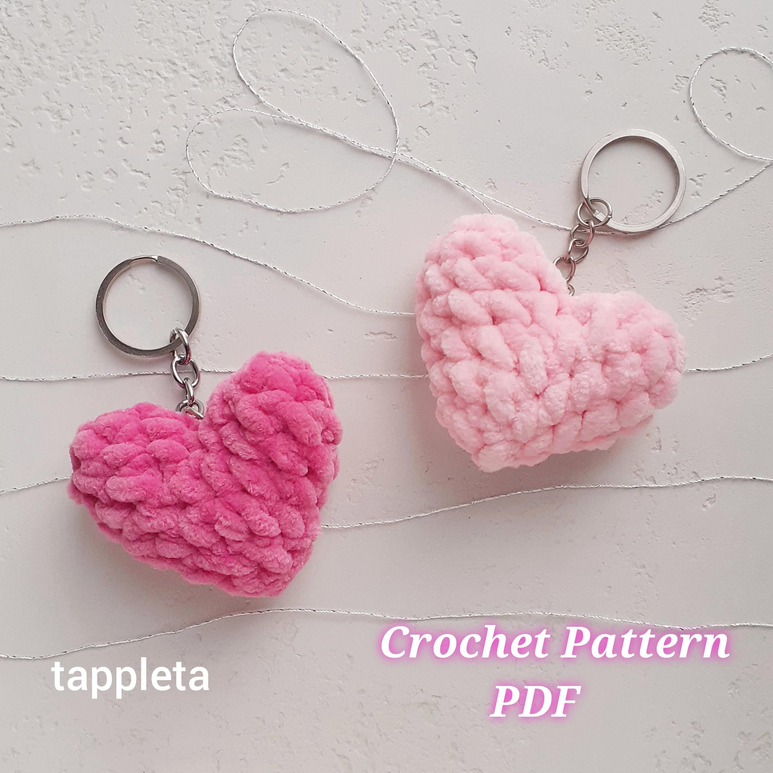 Padrão de crochê de pelúcia de coração, chaveiro de coração de dia dos namorados, coração amigurumi pequeno, decoração para o dia das galinhas, acessório feminino, presente de coração macio feito à mão