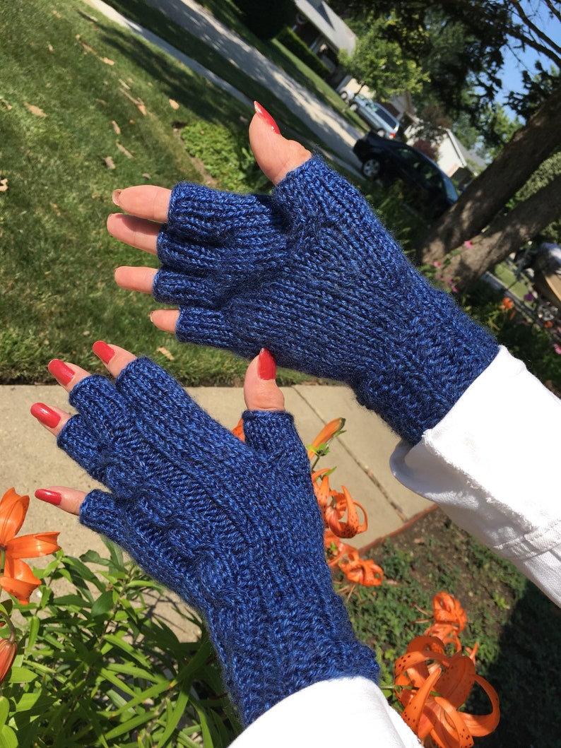 KNIT PATTERN UNISEX Half Finger Gloves Short Fingers Cable Etsy