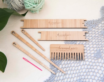 Complete Weaving Tool Kit - 2 x shuttles 4 x needles 1 x weaving comb
