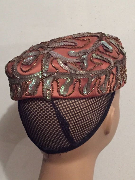 Vintage Hat Womens Hat Pill Box Style Rust Irides… - image 4