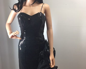 Vintage 80s Prom Cocktail Party Dress Black Sequin Ruffles with Rhinestone Brooch 3