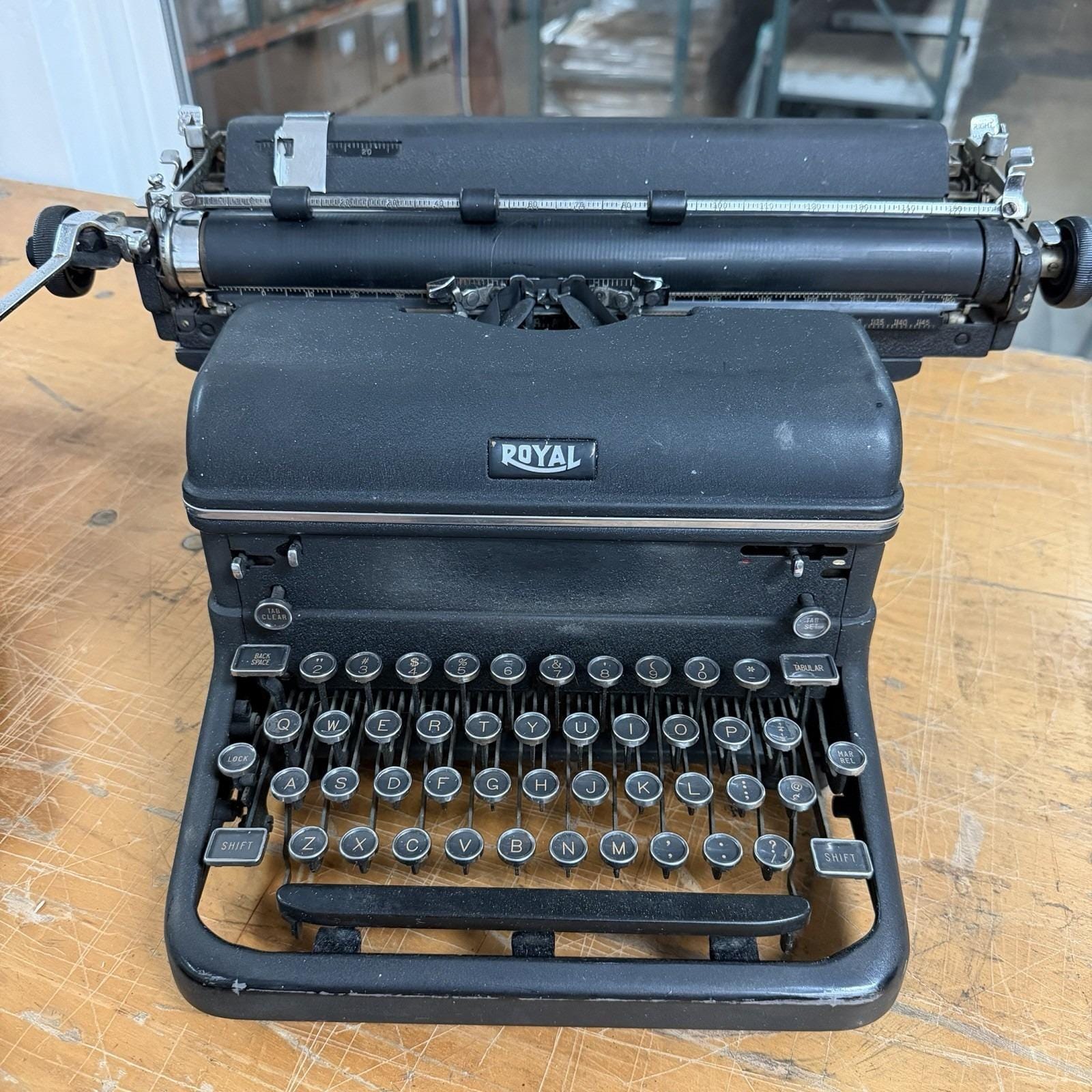 Vintage Royal Typewriter - Etsy