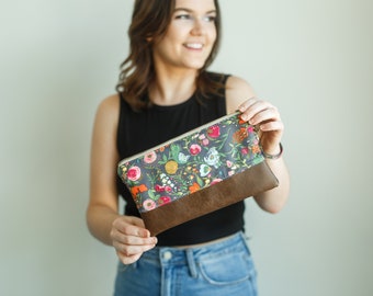 Pink and gray floral vegan wristlet, travel wristlet, floral wristlet, phone wallet, small purse, zipper wallet, clutch wallet
