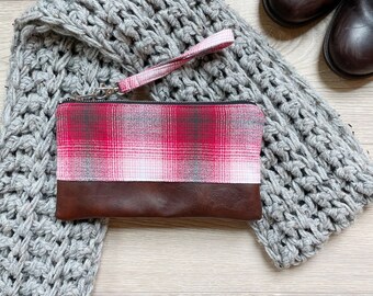 Red and white plaid flannel wristlet • Faux leather wristlet • wristlet purse • small purse • gift for her • fall clutch- wristlet