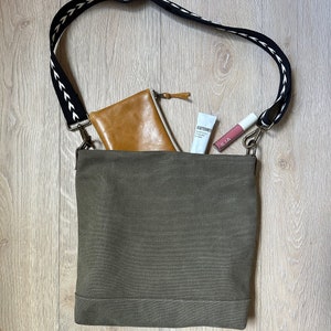 Canvas Hobo Bag • hobo purse • green hobo purse • slouchy cross body bag • slouchy purse • cross body bag • canvas hobo bag • hobo handbag