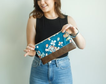 Wristlet wallet • Teal floral wristlet • vinyl wristlet • blue floral wristlet • phone pouch • small purse • teacher gift • bridesmaid gift