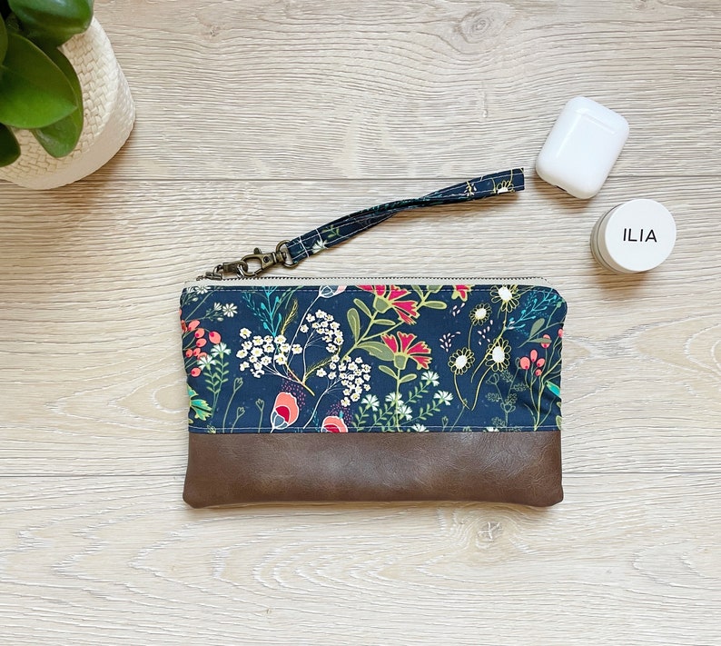 Navy floral vegan wristlet, Faux leather wristlet, floral wristlet wallet, phone wallet, small wrist purse, vegan wristlet, travel wristlet image 1