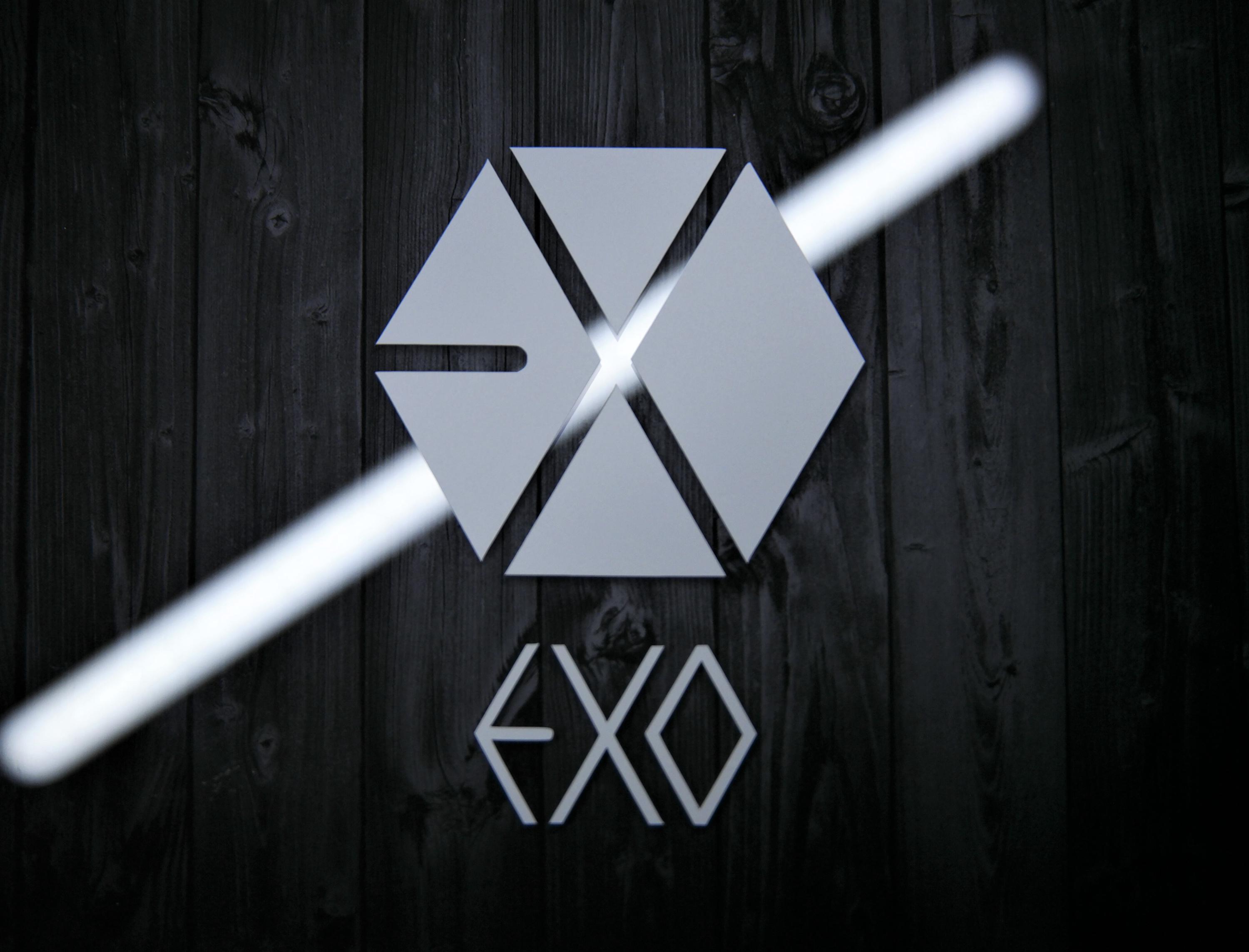 EXO K-pop Vinyl Decal Sticker, Auto, Laptop, 5