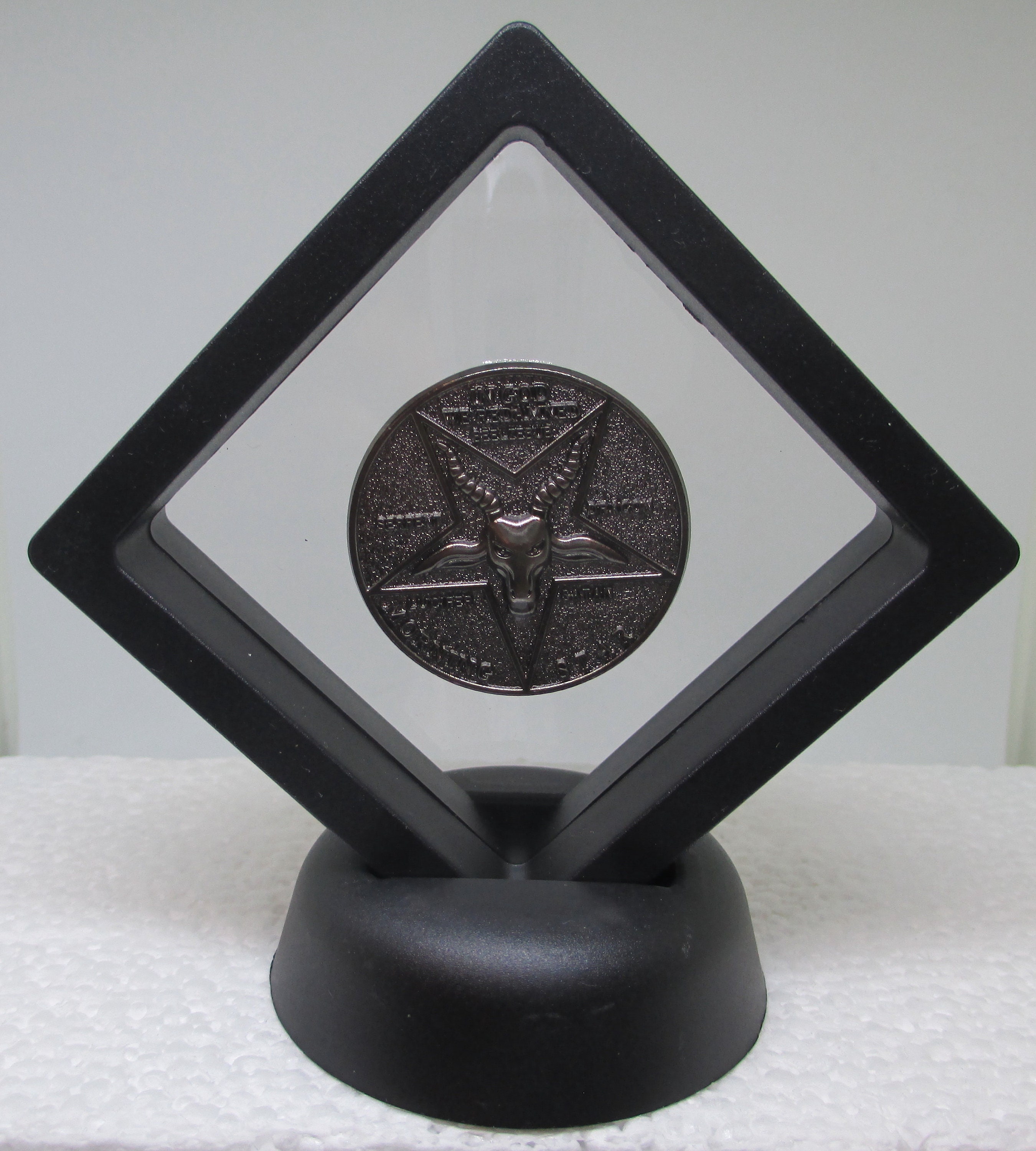 Lucifer seal antlers - Framed poster