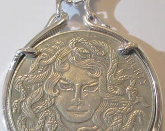 NYTT - Två versioner av MEDUSA-halsband, två halsband i ett - grekisk gudinna