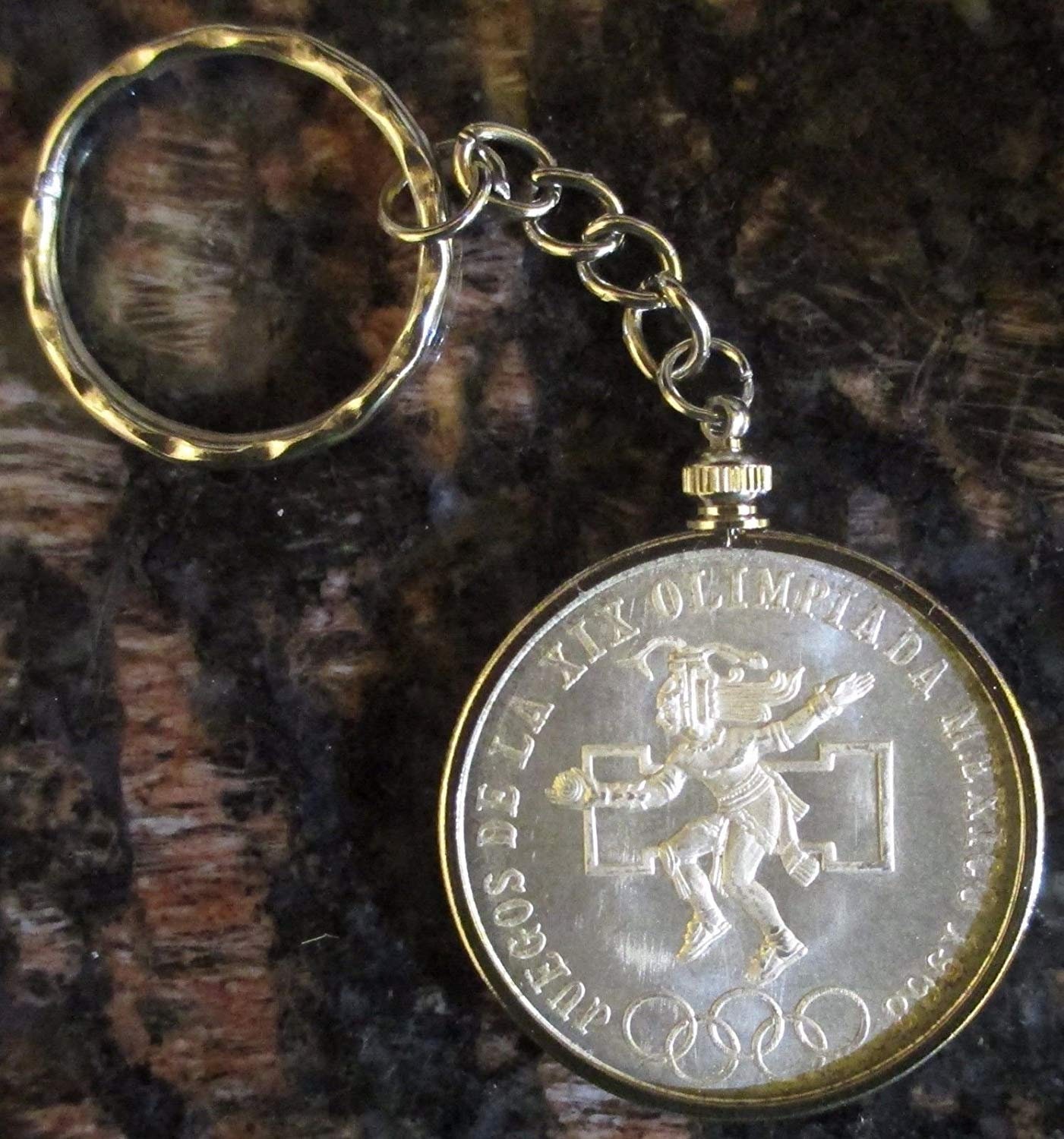 メキシコオリンピック記念25ペソ銀貨　キーホルダー メキシコオリンピック記念25ペソ銀貨 キーホルダー - メルカリ