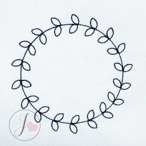 Simple Wreath Embroidery Design, Wreath Run Stitch, Wreath Machine Embroidery