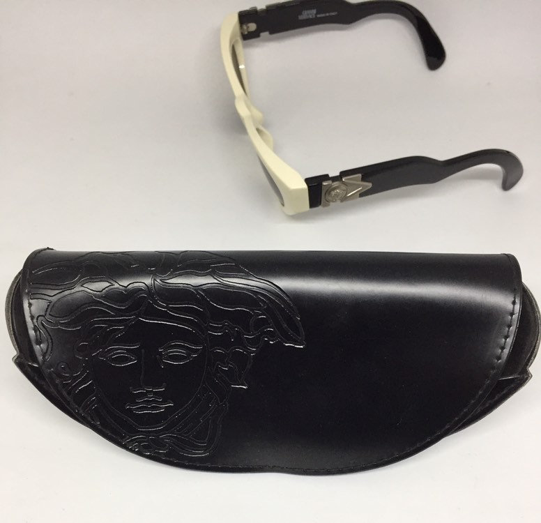 ヴィンテージ ジャンニ・ヴェルサーチ MOD. 476 COL.447 サングラス