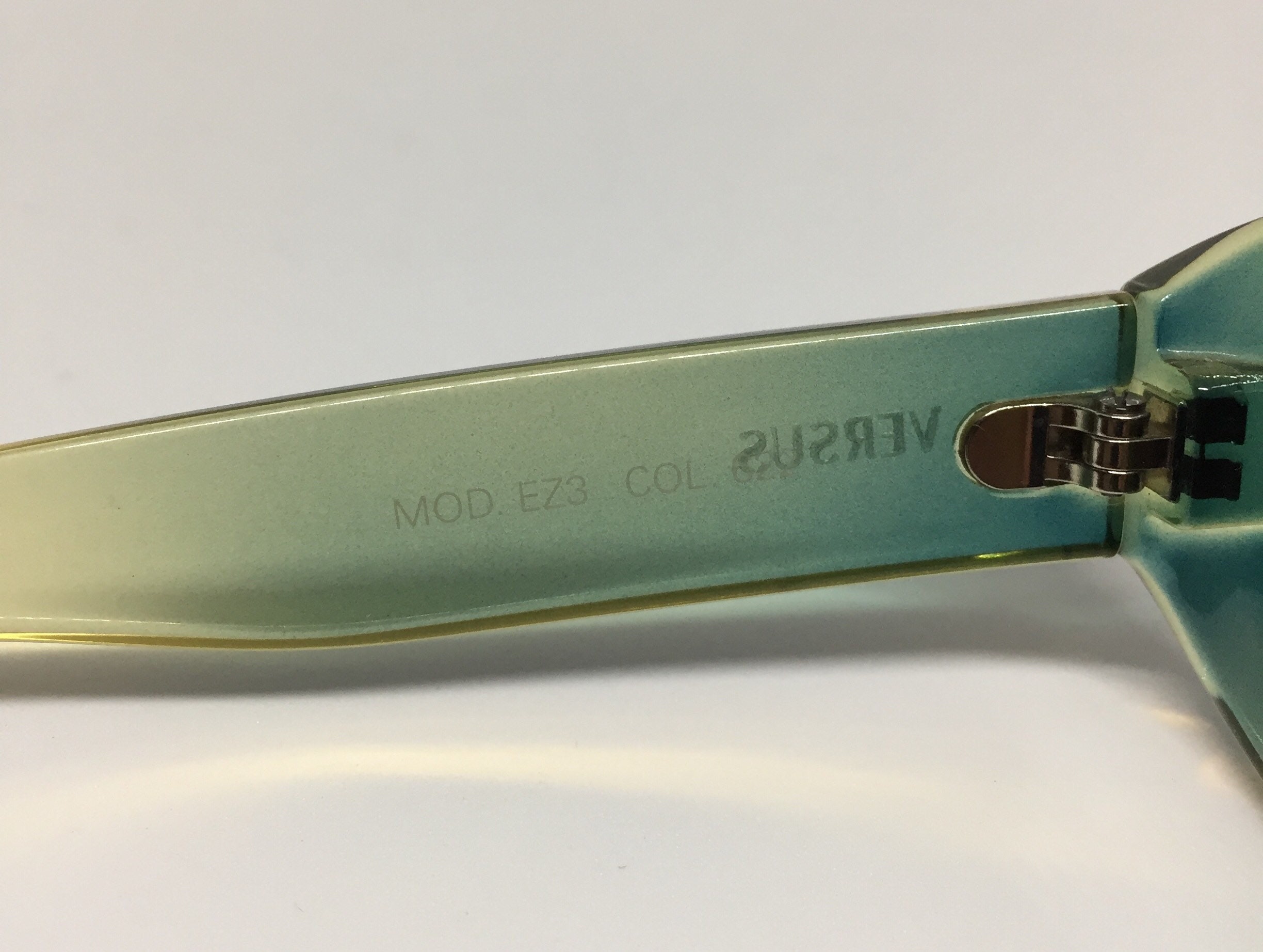 Versace Versus Sunglasses Mod EZ3 Vintage 90s NOS Green $_57.JPG?set_id=880000500F main image 3