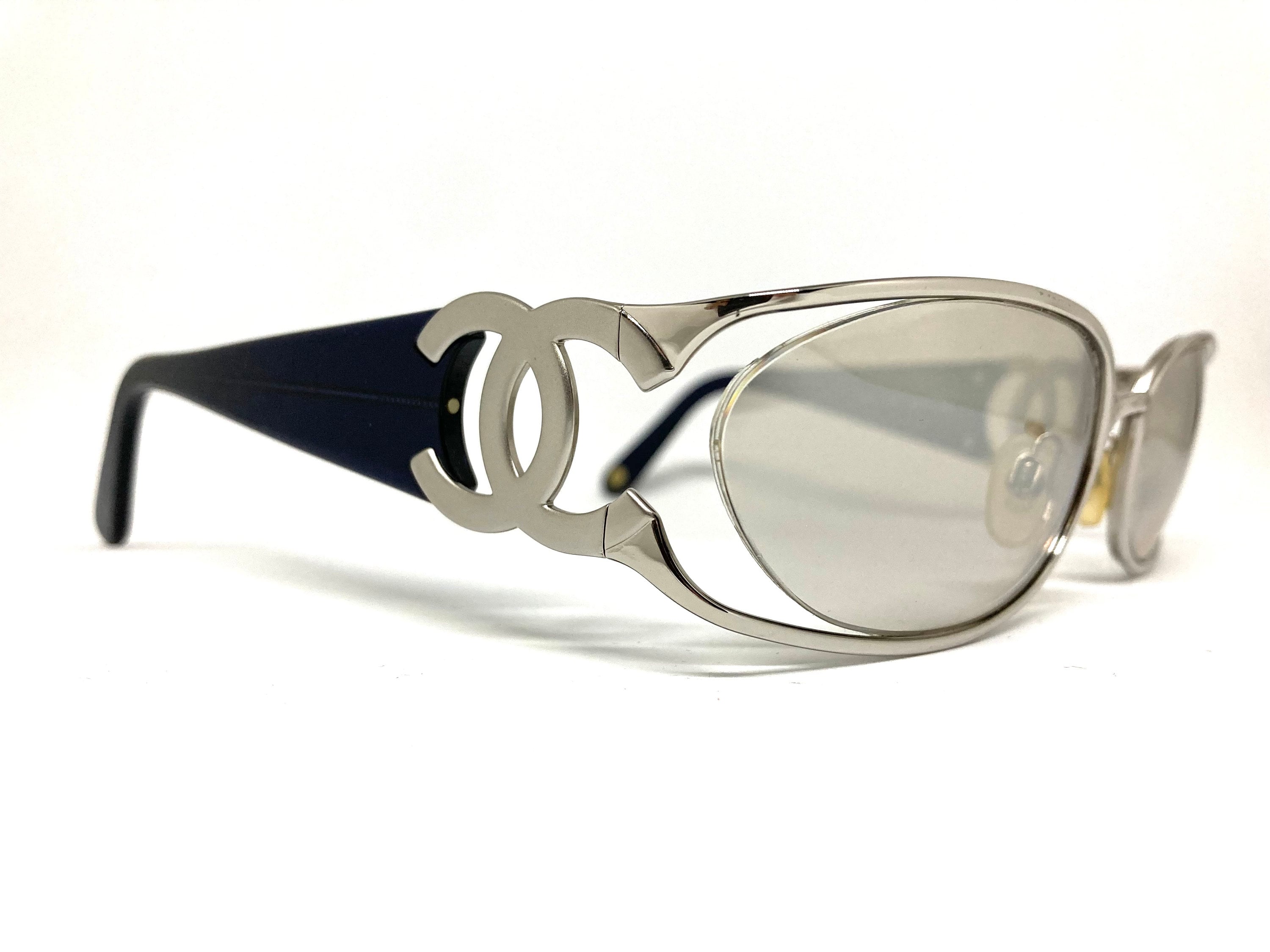 CHANEL Iconic Y2K Vintage Sunglasses