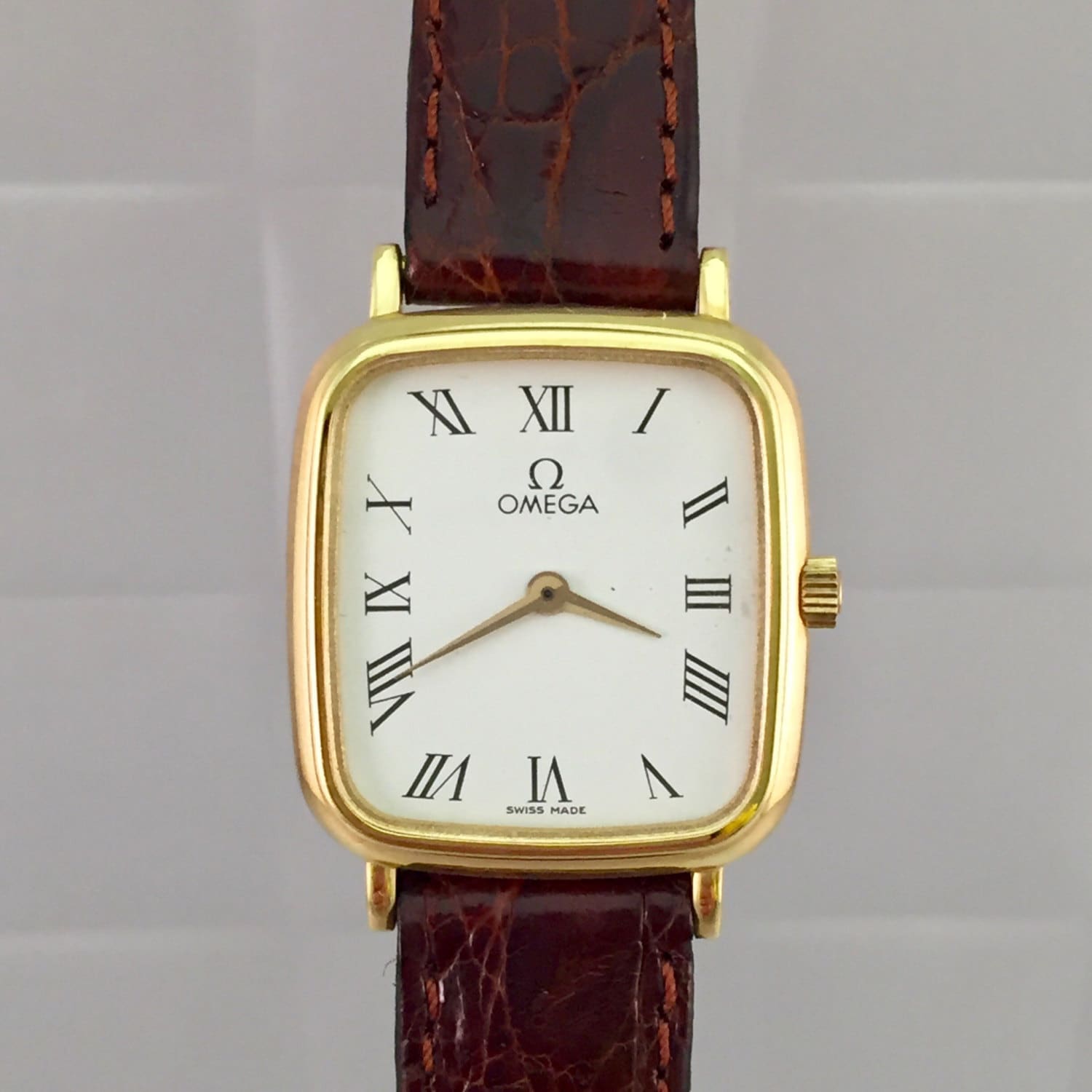 OMEGA Watch Gold lady vintage