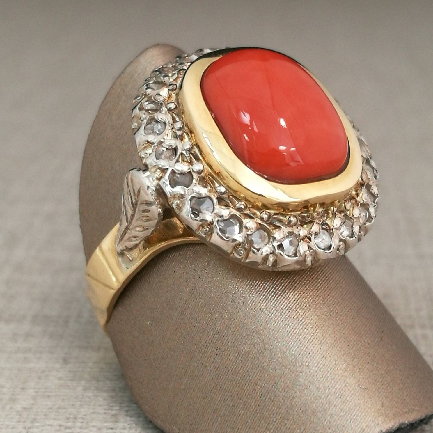 Rot Gold Ring Vintage 18kt gold Ring mit roten Korallen und natürlichen | Etsy