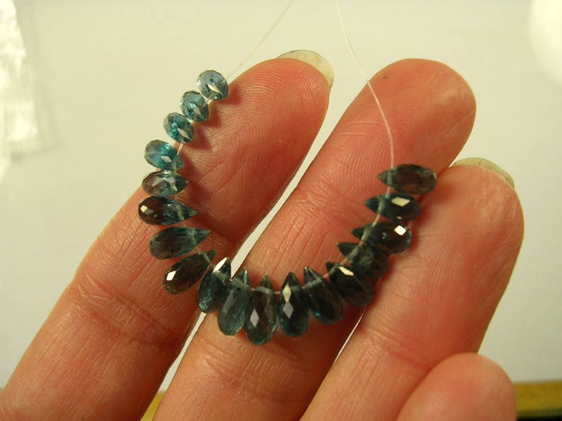 Blue green kyanite faceted drop briolette beads AAA 7-9.5mm 18pcs