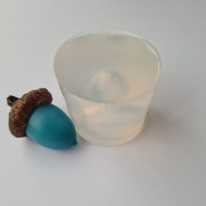 Clear silicone acorn mold 19 × 15 mm, for resin jewelry and polymer clay, matt body part only
