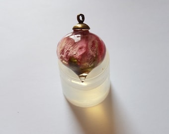 Mold for resin jewellery  drop/onion shape 24 x 22 mm transparent silicone mould, (~5ml)