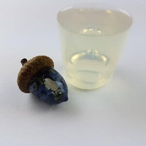 Transparent silicone acorn mold 24 x 17 mm for resin jewelry, glossy body part only