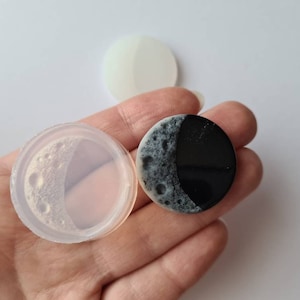 30 mm moon circle clear silicone mold for resin, jesmonite,  wax, clay