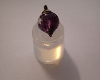 Transparent silicone mold for resin jewellery  drop/onion shape 19 x 17 mm, pendant mold (~2.5ml)