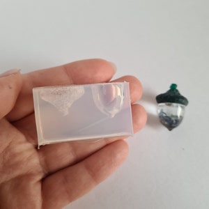 Clear silicone acorn mold for resin 27 x 18 mm ( body/nut + cap)