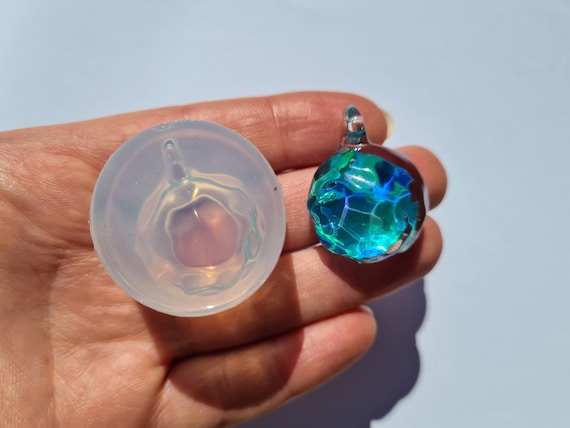 Water Reflection 32 X 24 Mm Pendant Mold for Resin Water Ripple