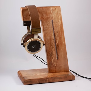 Wooden headphone holder, headphone stand, headphone hanger