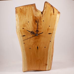 Rustic wood clock, unique wall clock decor, office clock, kitchen wall clock, housewarming gift