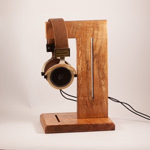 Wooden headphone holder, headphone stand, headphone hanger