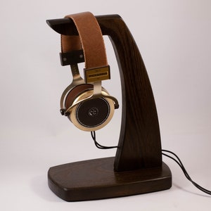 Wooden headphone holder, headphone stand, headphone hanger