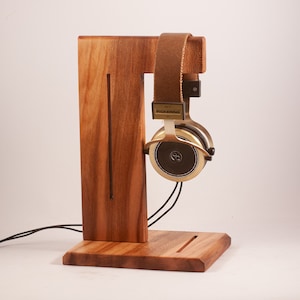 Wooden headphone holder, headphone stand, headphone hanger