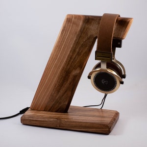 Wooden headphone holder, headphone stand, headphone hanger