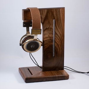 Wooden headphone holder, headphone stand, headphone hanger