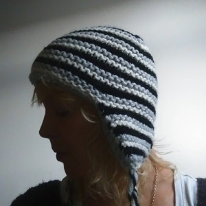 Hand knitted reversible black, white and grey winter hat image 2