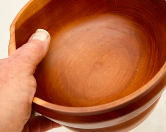 Snack Bowl with thumb grip