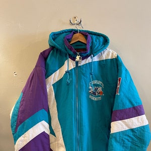 HORNETS / NBA Vintage / Charlotte Basketball / 90s Starter Jacket