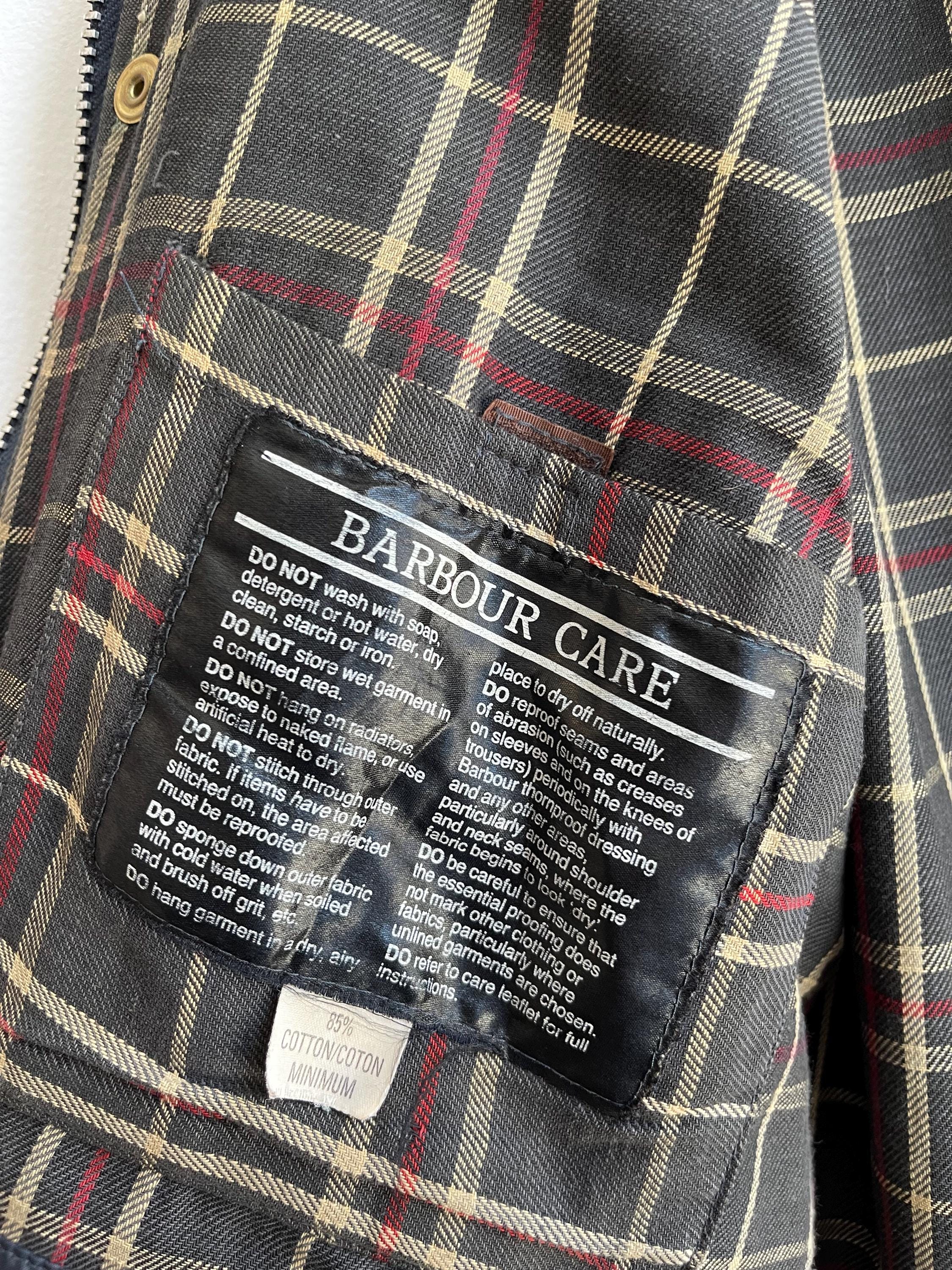BARBOUR BEDALE / 2 Crest Label / Made in England / Navy Blue / 80s