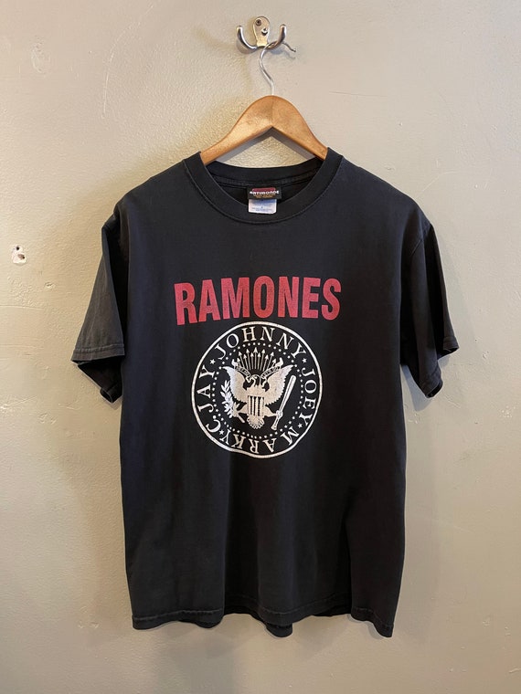 RAMONES / vintage punk tee / hey ho / let's go / c