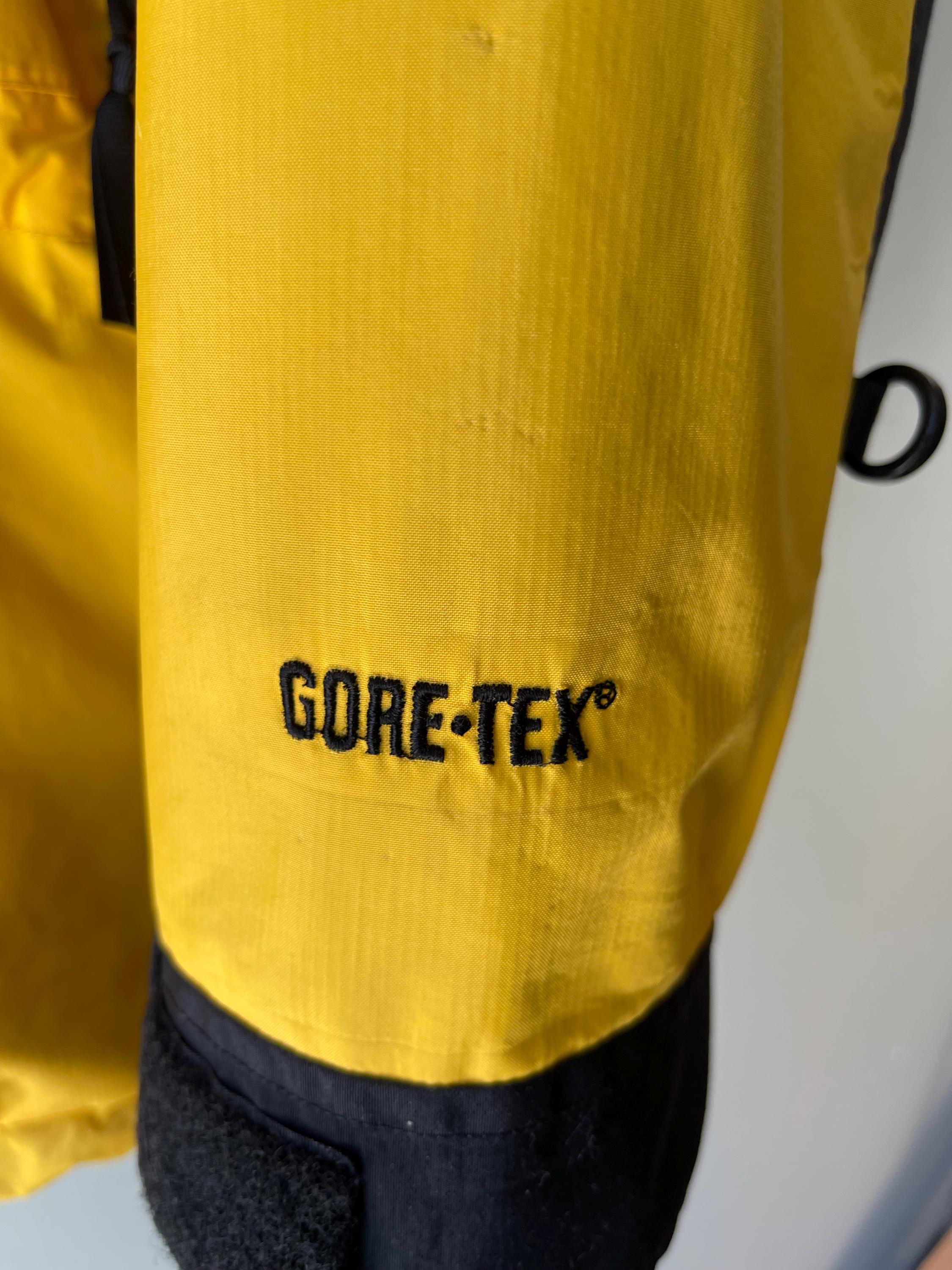 NORTH FACE / Vintage Shell Jacket / Black and Yellow / Gore Tex