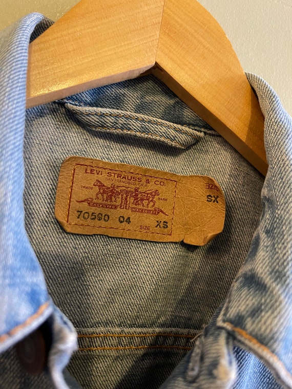 LEVI'S / Vintage Jean Jacket / 90s Denim Jacket / Old School Tag