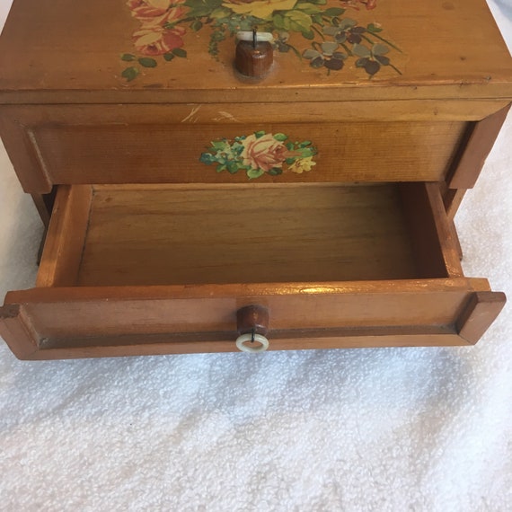 vintage decorative box, jewelry box, keepsakes, - image 5