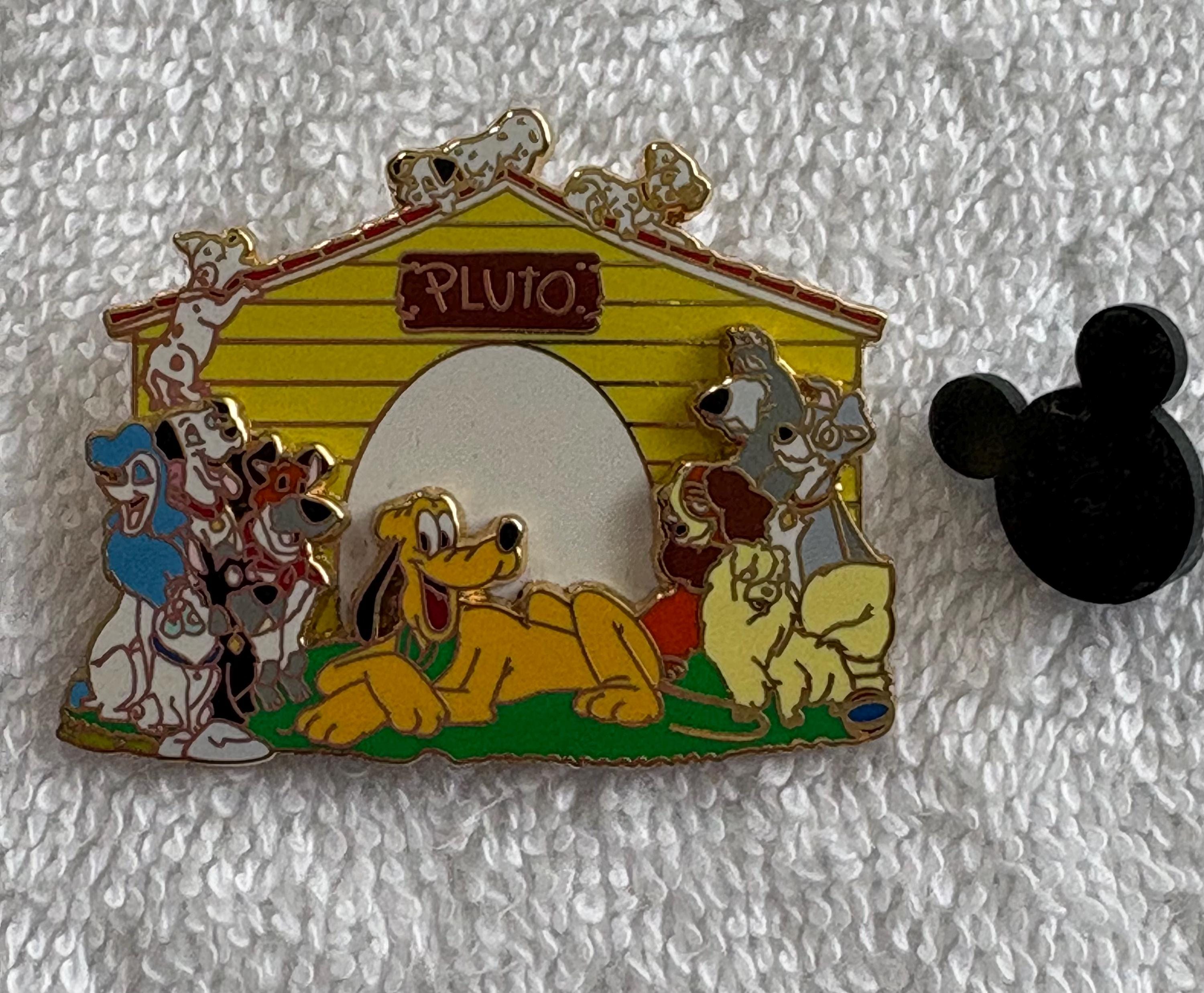 Pluto Dog House - Etsy